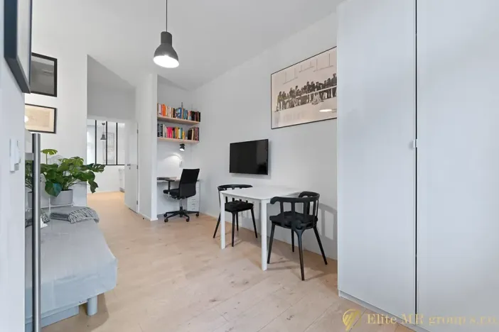 Prodej bytu 2+kk, Praha - Holešovice, Dobrovského, 40 m2