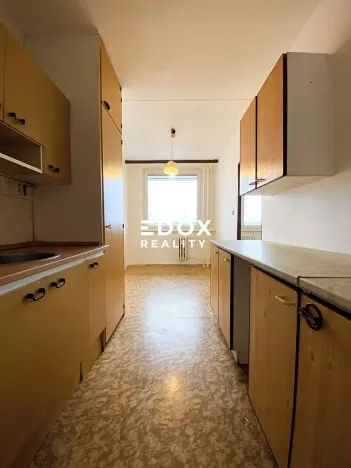 Prodej bytu 3+1, Praha - Řepy, Na chobotě, 77 m2