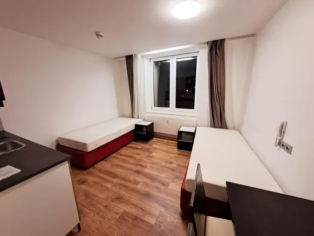 Pronájem bytu 1+kk, Praha - Suchdol, Suchdolské náměstí, 23 m2