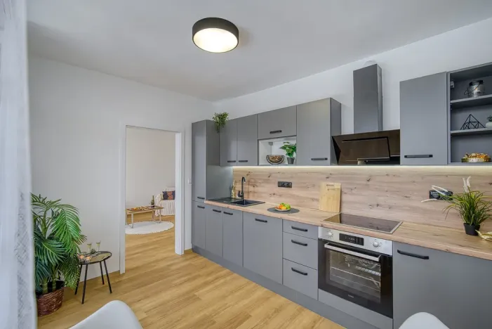 Pronájem bytu 3+1, Děčín - Děčín III-Staré Město, Příčná, 69 m2