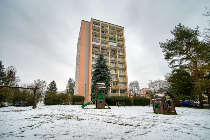 Pronájem bytu 3+1, Děčín - Děčín III-Staré Město, Příčná, 69 m2