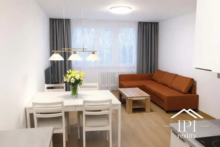 Pronájem bytu 3+kk, Praha - Braník, Vrbova, 64 m2