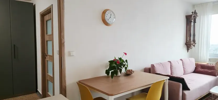 Prodej bytu 2+kk, Praha - Kobylisy, Taussigova, 45 m2