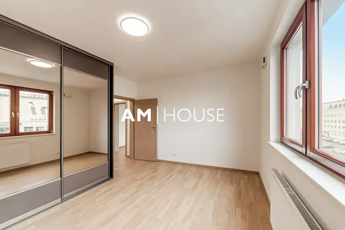 Pronájem bytu 3+kk, Praha - Vysočany, Ocelářská, 81 m2