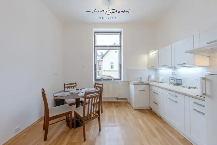 Pronájem pokoje, Olomouc, Žilinská, 108 m2