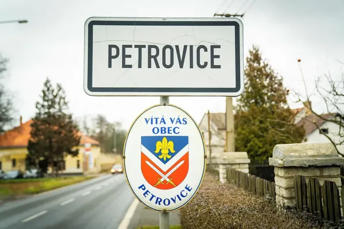 Prodej pozemku pro bydlení, Petrovice, 6626 m2