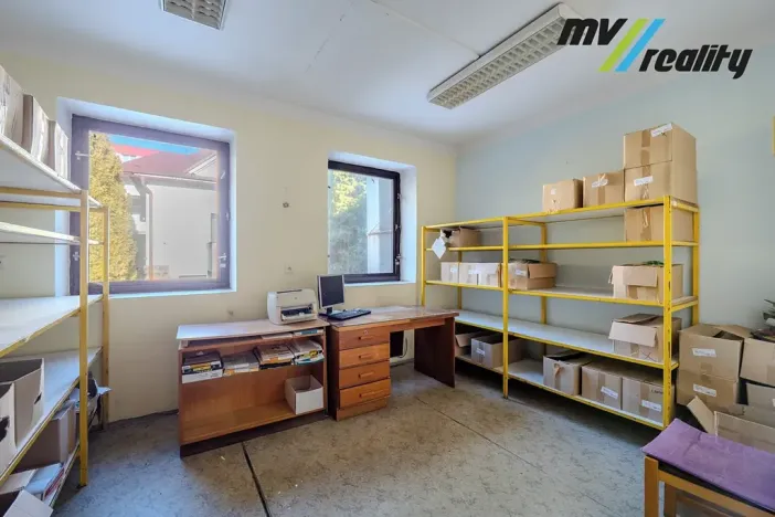 Prodej výrobních prostor, Hořice, Riegrova, 720 m2