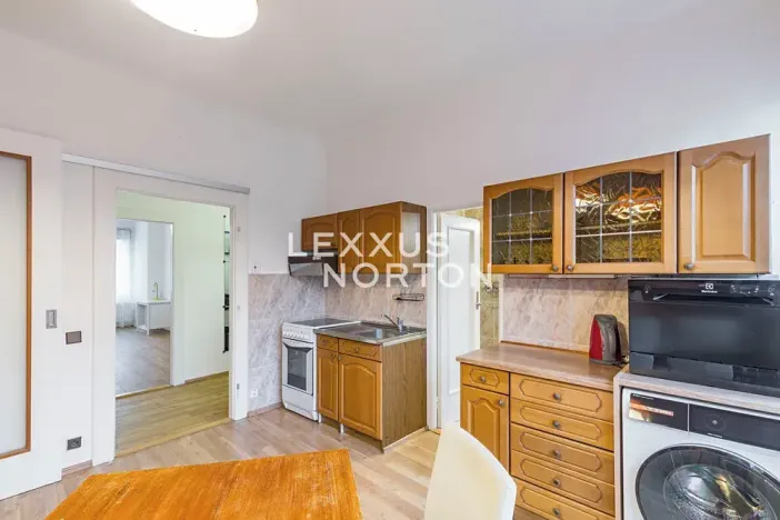 Pronájem bytu 2+1, Praha - Vokovice, Kladenská, 84 m2