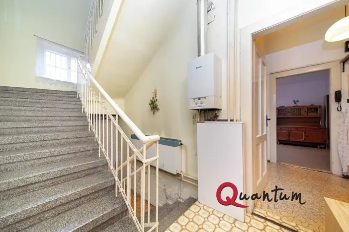 Prodej rodinného domu, Praha - Žižkov, V zahrádkách, 145 m2