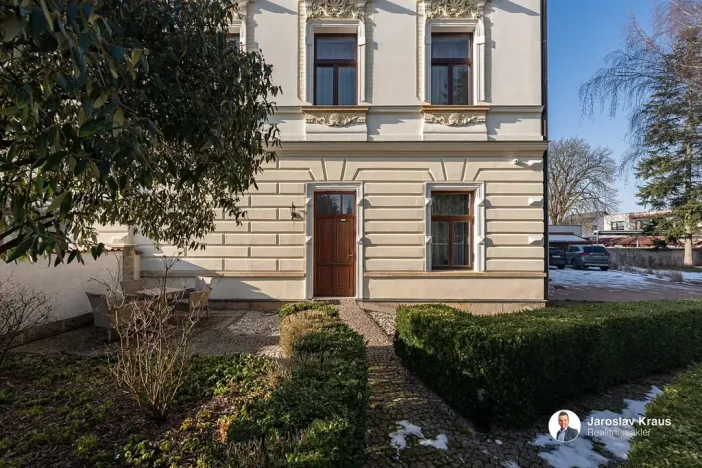 Prodej ubytování, Lázně Bělohrad, Lázeňská, 529 m2