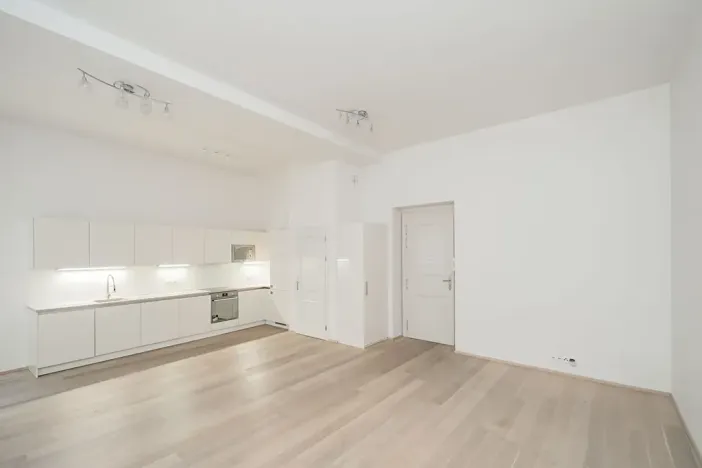 Pronájem bytu 2+kk, Praha - Nové Město, Petrská, 67 m2