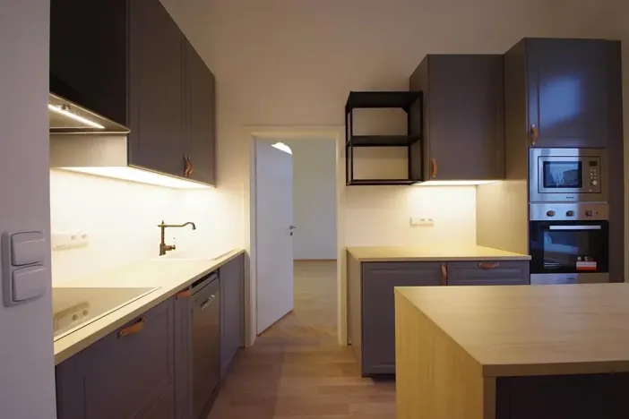 Pronájem bytu 1+1, Praha - Vinohrady, Polská, 42 m2