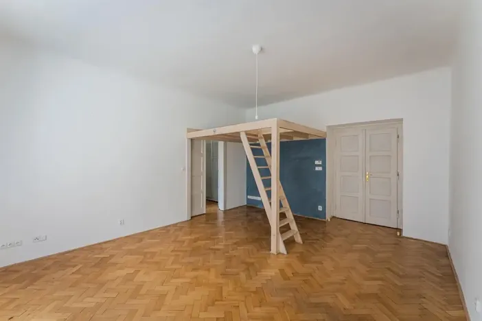 Pronájem bytu 3+1, Praha - Bubeneč, Uralská, 101 m2