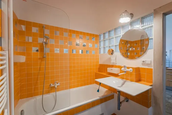 Pronájem bytu 3+1, Praha - Bubeneč, Uralská, 101 m2