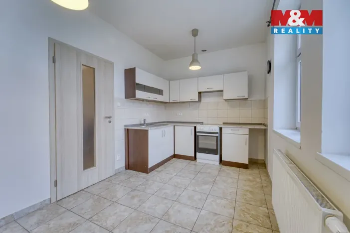 Pronájem bytu 1+1, Plzeň, V Šipce, 57 m2