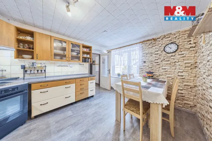 Prodej rodinného domu, Teplice nad Metují - Bohdašín, 236 m2