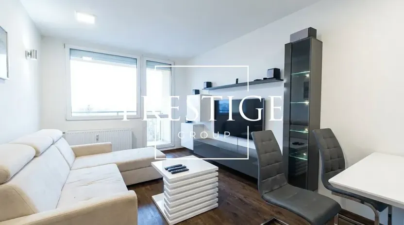 Pronájem bytu 2+kk, Praha - Kobylisy, Frýdlantská, 44 m2