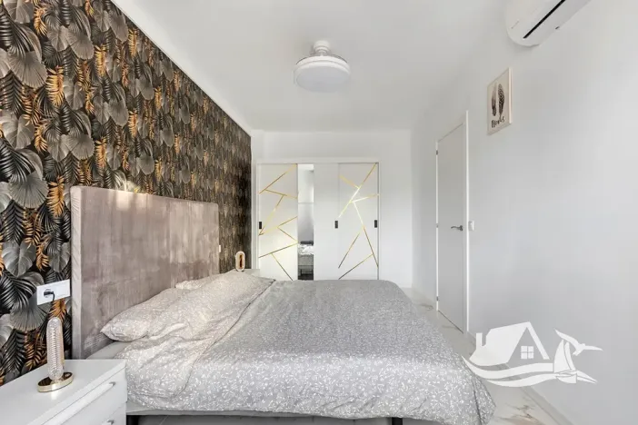 Prodej bytu 4+kk, Torrevieja, Španělsko, 70 m2