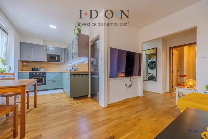 Prodej bytu 2+kk, Ostrava, Liptaňské náměstí, 52 m2