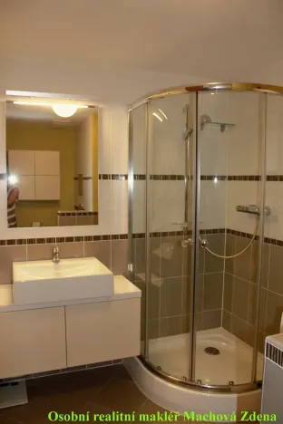 Pronájem bytu 3+kk, Praha - Strašnice, Gutova, 87 m2