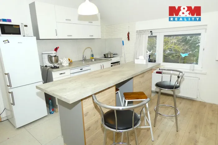 Prodej rodinného domu, Ledčice, 206 m2