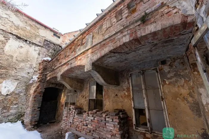 Prodej rodinného domu, Duchcov, G. Casanovy, 500 m2