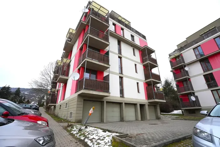 Pronájem bytu 1+kk, Beroun, U Židovského hřbitova, 41 m2