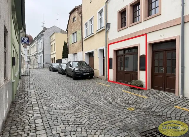 Pronájem obchodního prostoru, Kroměříž, Tylova, 123 m2