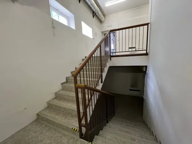 Prodej skladu, Praha - Horní Počernice, Komárovská, 210 m2