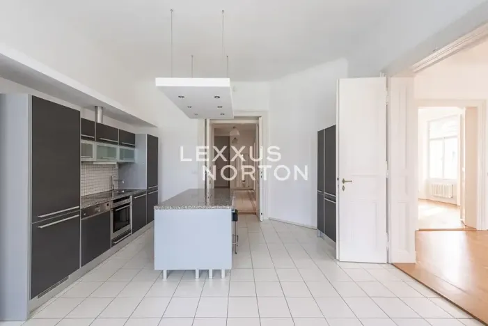 Pronájem bytu 3+1, Praha - Vinohrady, Balbínova, 130 m2