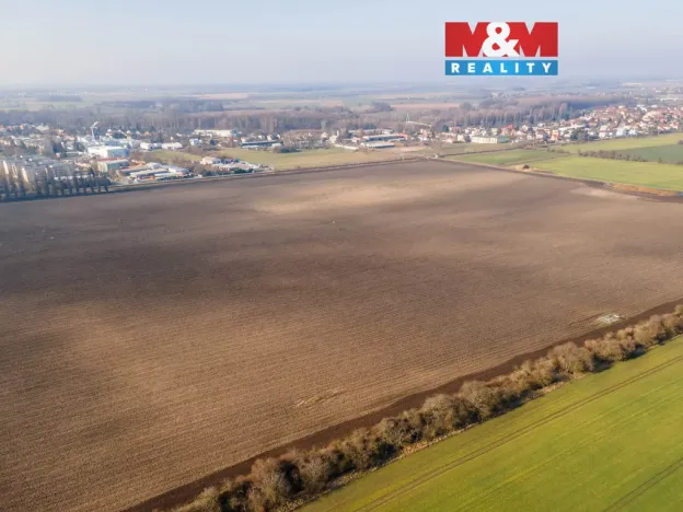 Prodej komerčního pozemku, Poděbrady, 9634 m2