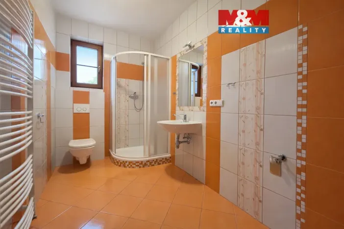 Pronájem bytu 3+kk, Jindřichův Hradec - Jindřichův Hradec II, Jarošovská, 88 m2