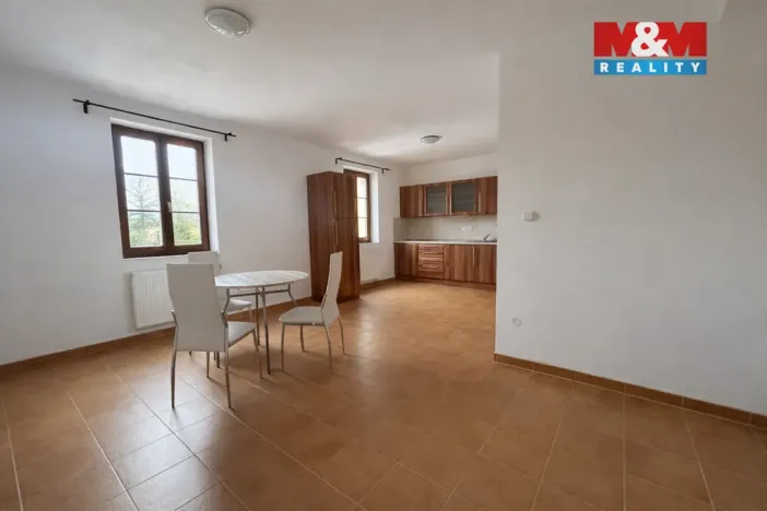 Pronájem bytu 3+kk, Jindřichův Hradec - Jindřichův Hradec II, Jarošovská, 88 m2