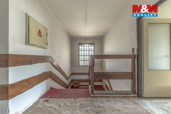 Prodej restaurace, Plavy, 500 m2