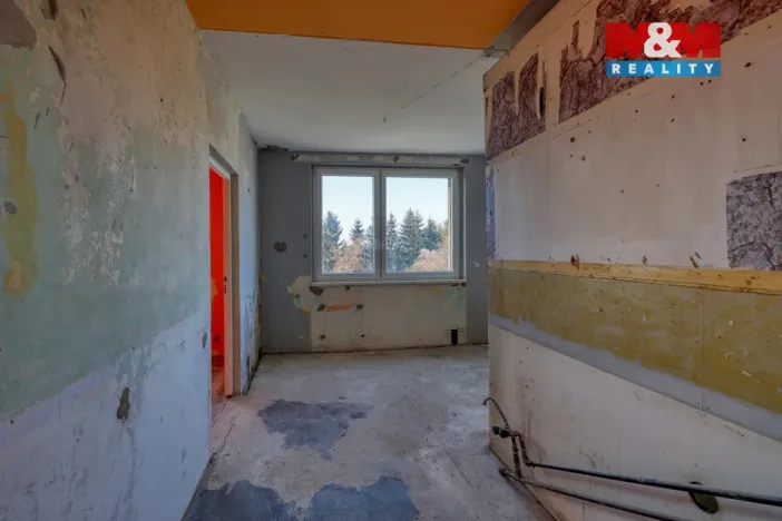 Pronájem bytu 4+1, Rovná, 80 m2