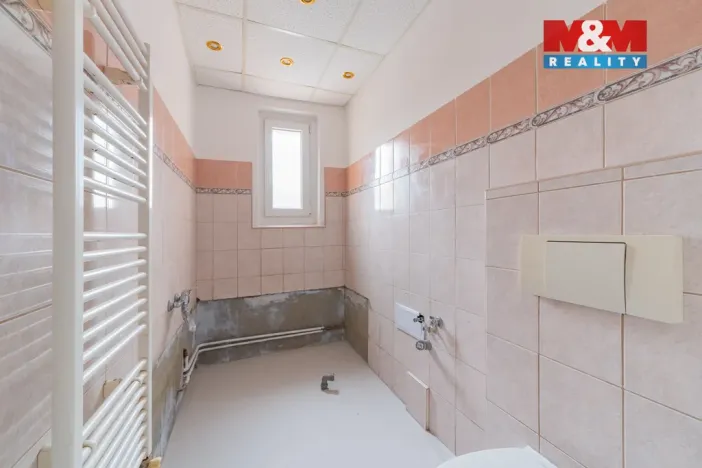 Prodej bytu 2+1, Cheb, Karlova, 67 m2