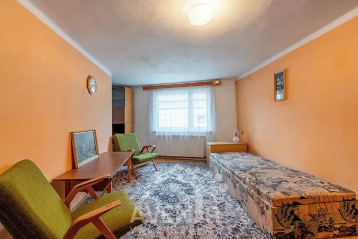 Prodej rodinného domu, Mukařov, 189 m2