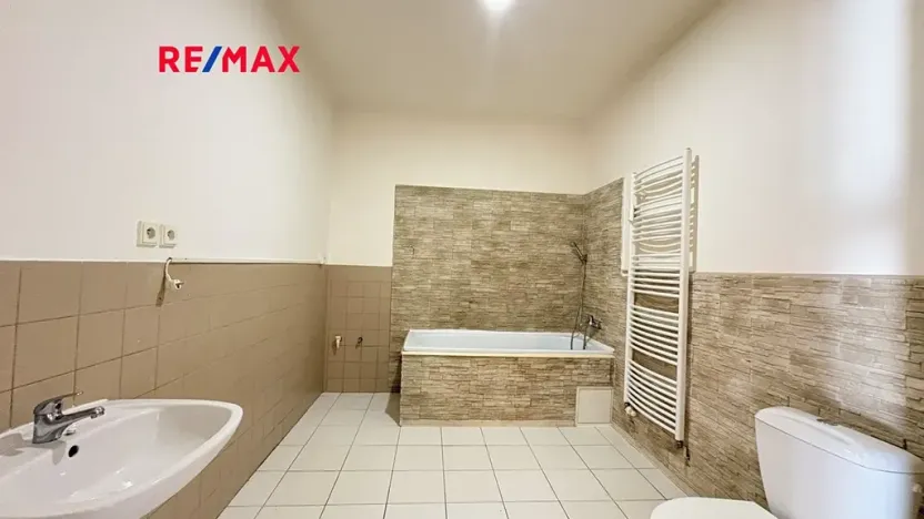 Pronájem bytu 1+1, Svitavy, Na Vějíři, 59 m2