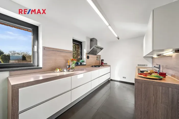 Prodej vily, Praha - Klánovice, Zádražanská, 330 m2