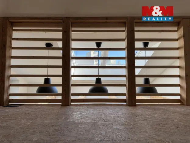 Pronájem atypického bytu, Klášterec nad Ohří, Chomutovská, 53 m2