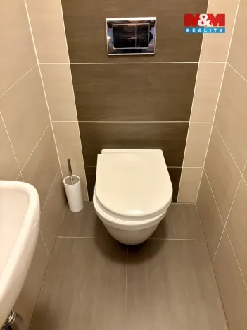 Pronájem bytu 3+kk, Pardubice - Zelené Předměstí, Boženy Vikové-Kunětické, 77 m2