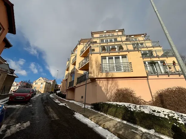 Pronájem bytu 2+kk, Praha - Libeň, Na stráži, 46 m2