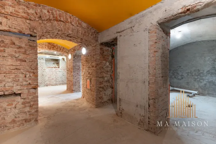 Pronájem komerční, Praha, Pařížská, 105 m2