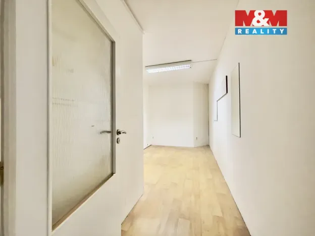 Pronájem skladu, Vsetín, Lázky, 430 m2