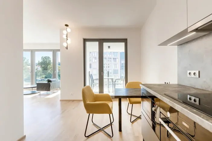 Pronájem bytu 1+kk, Praha - Karlín, Breitfeldova, 40 m2