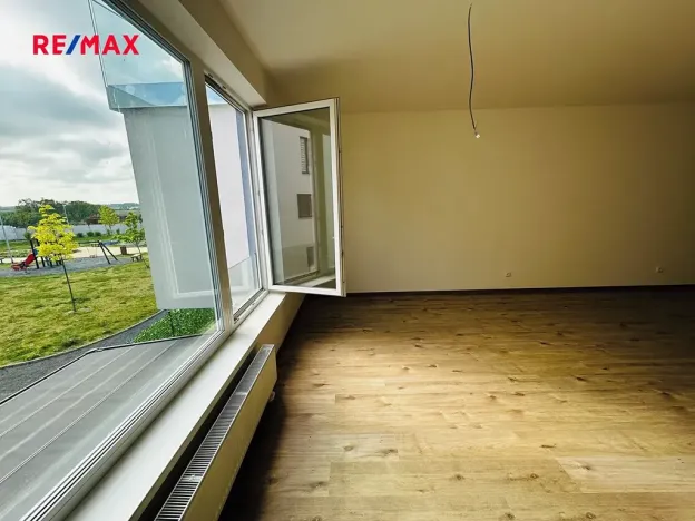 Prodej bytu 2+kk, Praha - Dolní Počernice, Černodolská, 62 m2