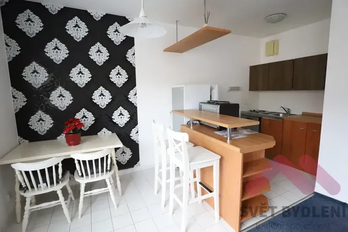 Pronájem bytu 1+kk, Praha - Vysočany, bratří Dohalských, 44 m2