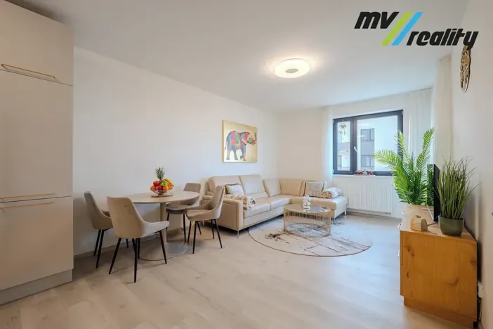 Prodej bytu 4+kk, Poděbrady, Dykova, 81 m2