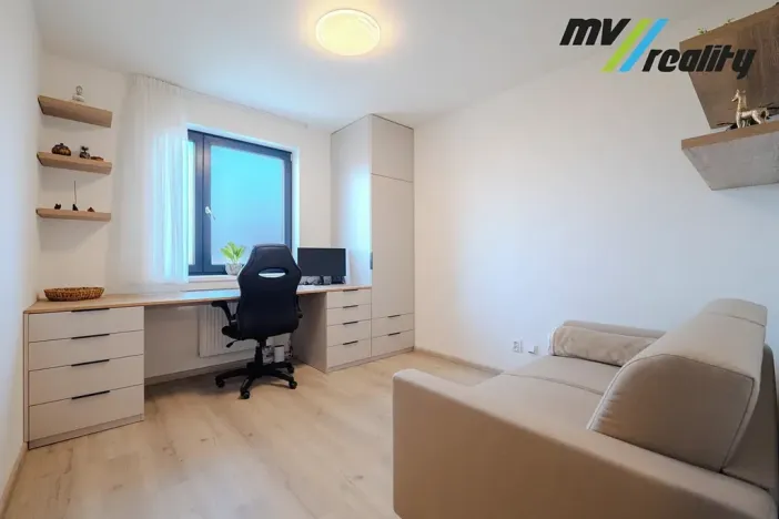 Prodej bytu 4+kk, Poděbrady, Dykova, 81 m2