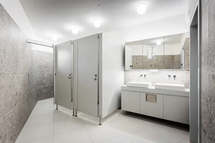 Pronájem kanceláře, Praha - Strašnice, Třebohostická, 628 m2